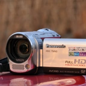 起動の速さと、動画撮影中の静止画の“使える度”で選んだ『パナソニックHDC-TM60』