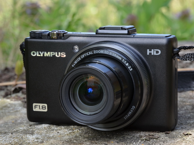 オリンパス XZ-1 (Black) - コンパクトデジタルカメラ