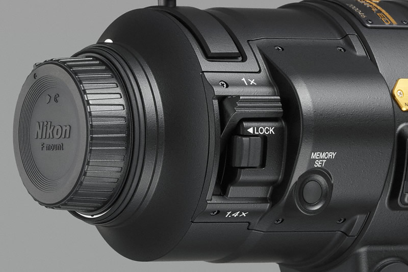 1.4倍テレコン内蔵の超望遠ズームレンズ「ニコン AF-S NIKKOR 180
