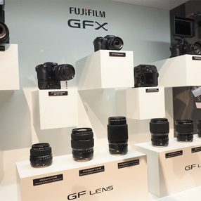 【フォトキナ2016】富士フイルムが中判ミラーレスシステム「GFX」を発表！ レンズやアクセサリーも充実