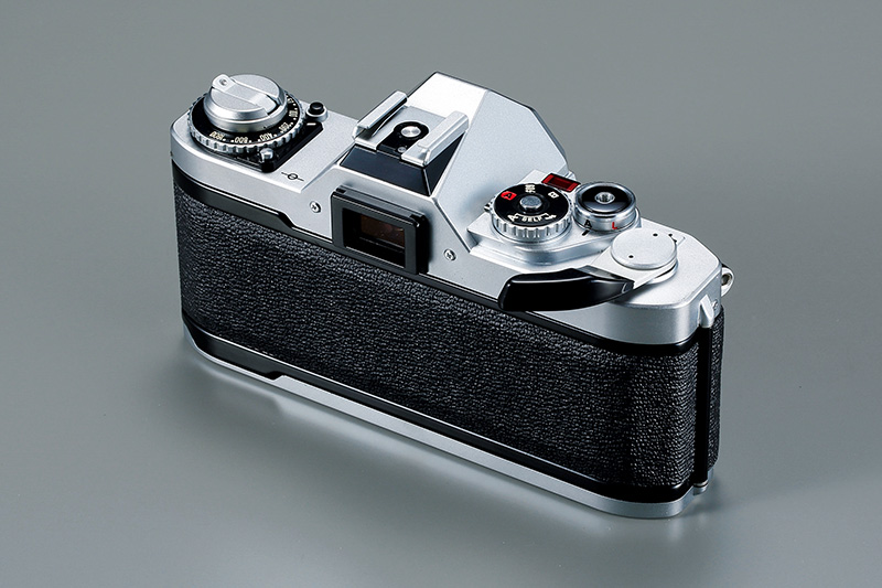 【キヤノン歴代カメラ】キヤノンAV-1/AL-1　小型・軽量、シンプルな操作で扱いやすいAE機