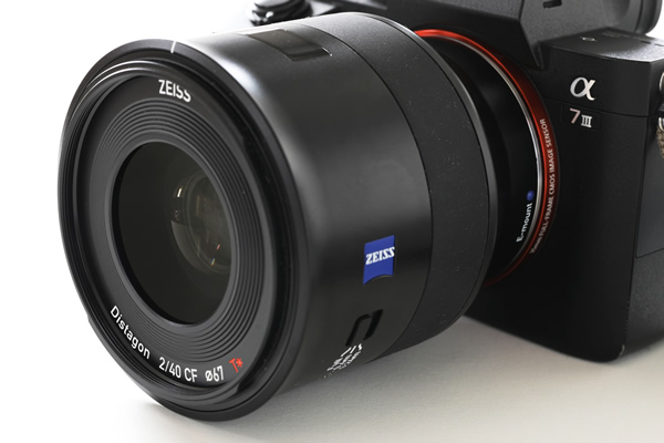 実写レビュー！スナップから接写までイケる優等生レンズ「ZEISS Batis