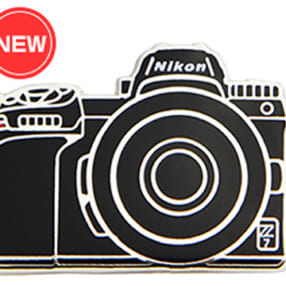 Nikon Z7のピンバッジが可愛すぎる！オリジナル限定品が登場