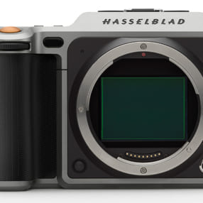 中判ミラーレス「ハッセルブラッド X1D-50c」が新レンズ3本に対応