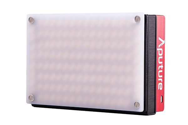 カードサイズのバッテリー内蔵小型LEDライトと大光量の小型LEDライト「Amaran AL-MX/AL-F7」 | CAPA CAMERA WEB