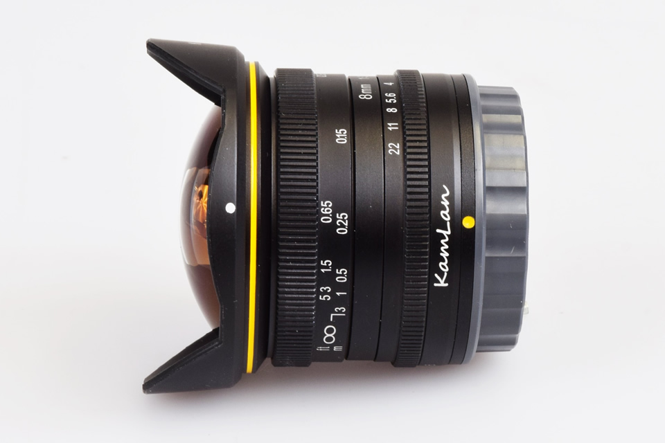 2万円台のミラーレス用フィッシュアイレンズ「KAMLAN 8mm F3.0