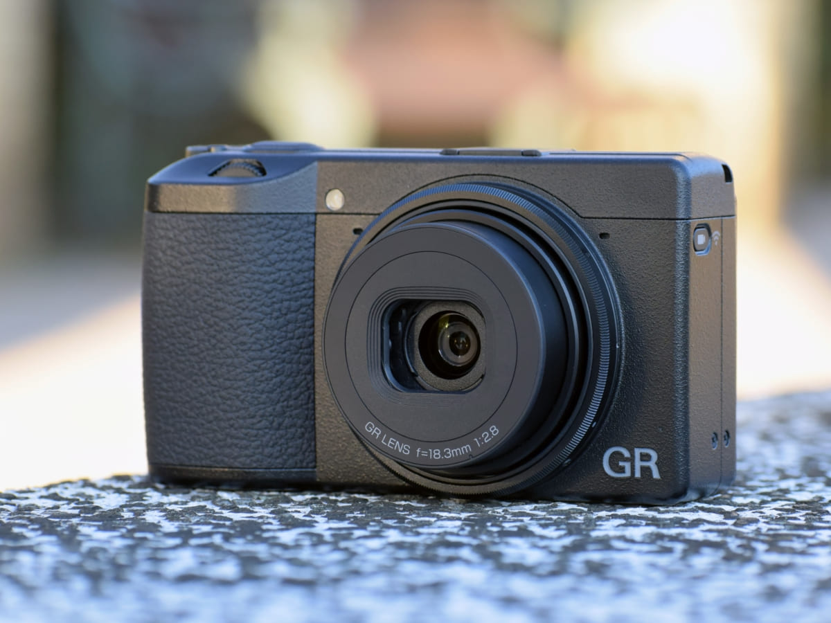 カメラ デジタルカメラ 待ちに待った高級コンデジ「GR III」はさすがの完成度だった 