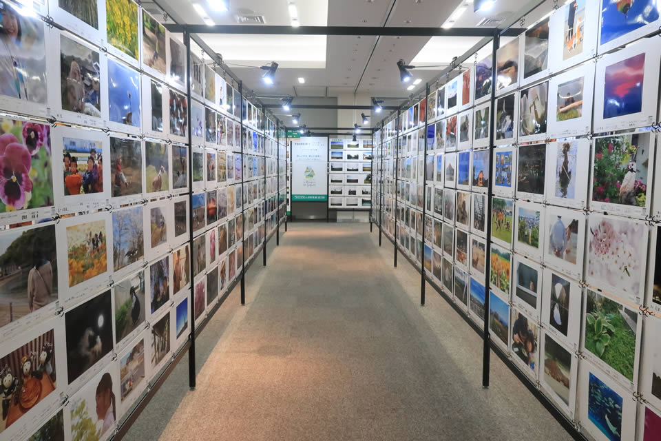 PHOTO IS 想いをつなぐ。50,000人の写真展2019