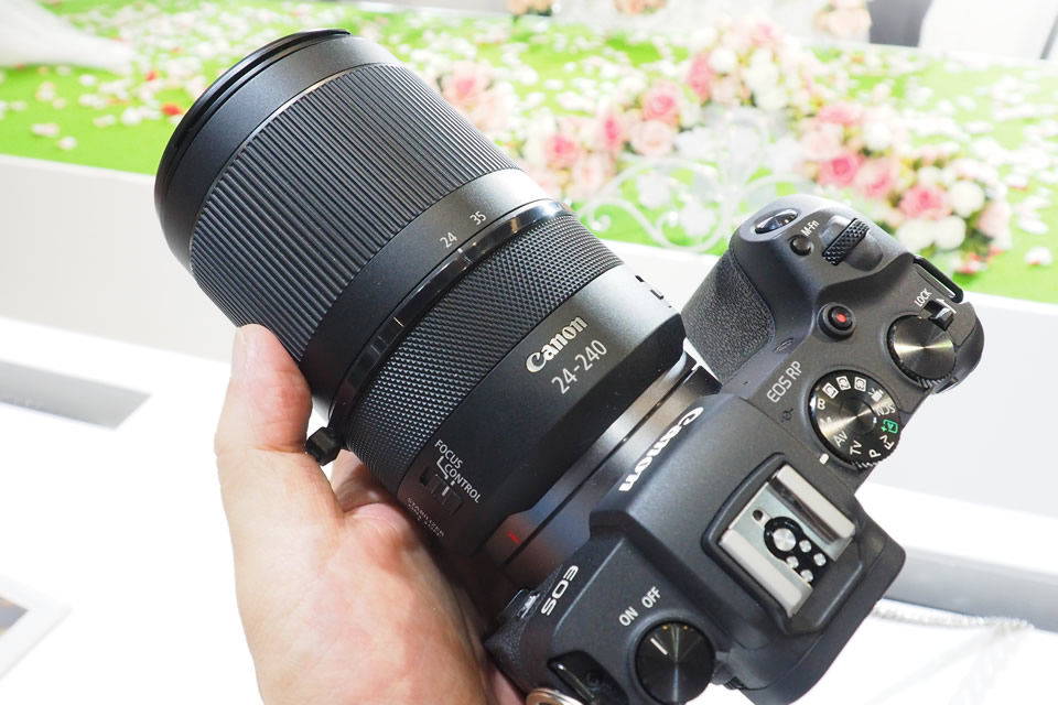 手ブレ補正5段の高倍率ズーム「キヤノン RF24-240mm F4-6.3 IS USM」と