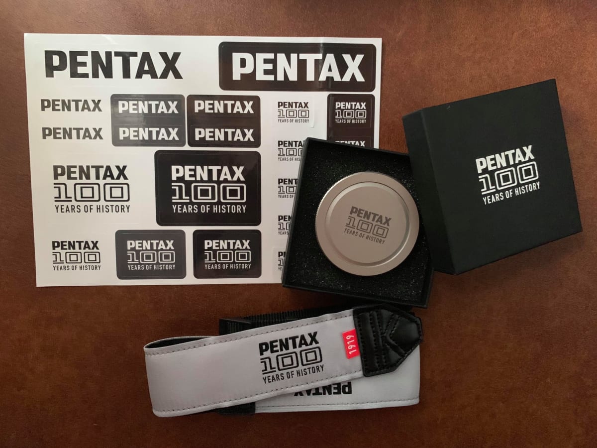希少】Pentax 100周年 ストラップ ボディキャップ 各1個セット 