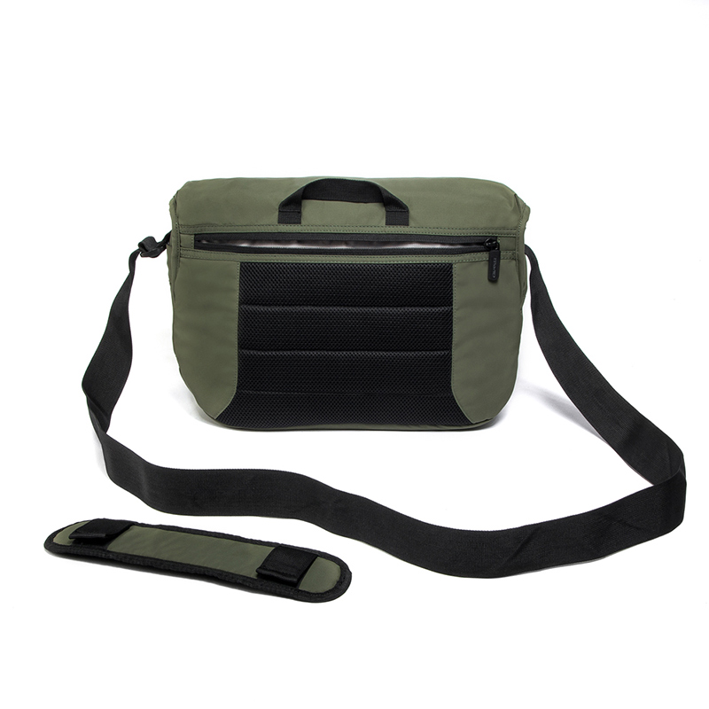 CRUMPLER Triple A Camera Sling 8000