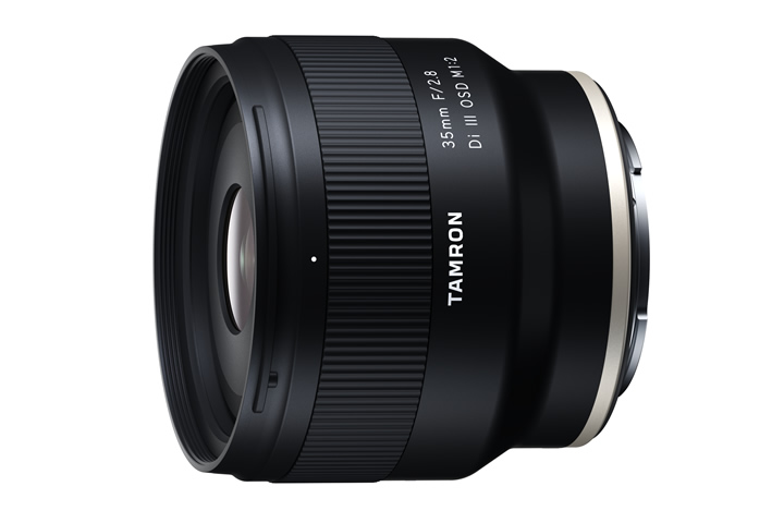 寄れる”広角単焦点レンズ3本「20mm/24mm/35mm F2.8」フルサイズE