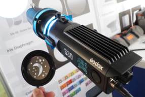 Inter BEE 2019【GODOX】Focusing LED Light S30