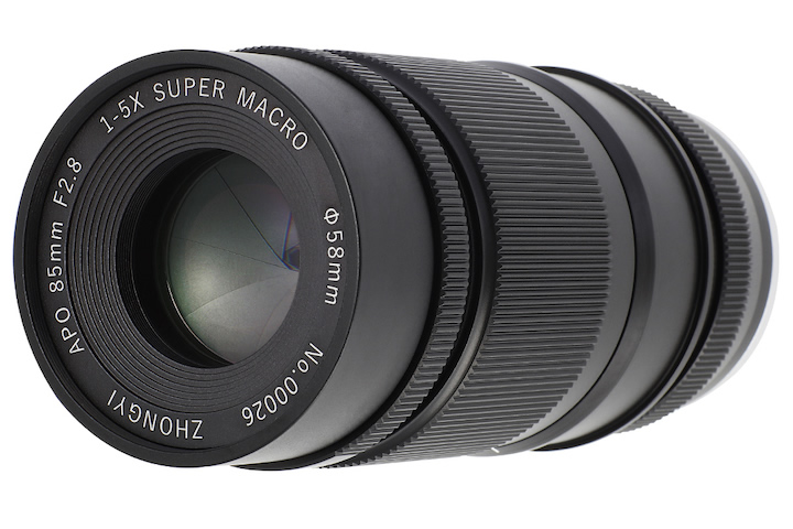 等倍から5倍までのマクロ撮影専用レンズ「APO 85mm F2.8 SUPER