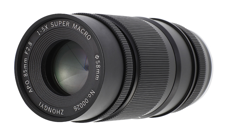 等倍から5倍までのマクロ撮影専用レンズ「APO 85mm F2.8 SUPER MACRO 1