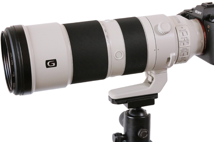 超望遠ズーム「FE 200-600mm F5.6-6.3」をワンタッチで雲台に装着できるアルカスイス互換プレート発売 | CAPA CAMERA WEB