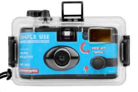 Analogue Aqua Simple Use Film Camera ＆ Underwater Case