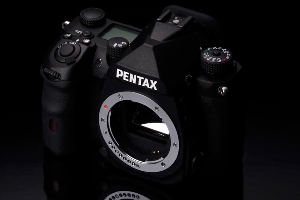PENTAX APS-Cフラッグシップ一眼レフカメラ