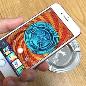 “フォトショ”がぐっと身近に！ 無料カメラアプリ「Adobe Photoshop Camera」を使ってみた