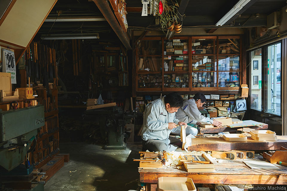 町田益宏写真展「継ぐもの -In between crafts-」