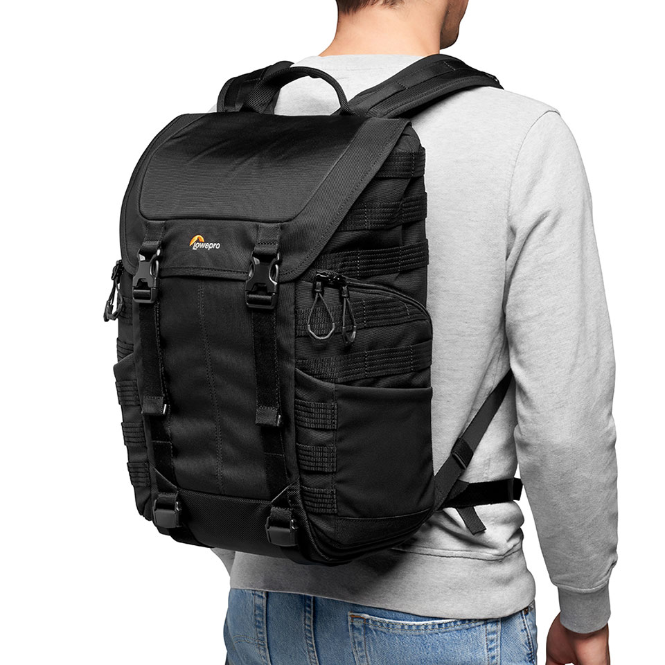 Lowepro プロタクティック BP300AW バックパック