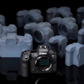 キヤノンのカメラができるまでの貴重なデザイン資料を展示「人から生まれるカタチ Canon Design」展