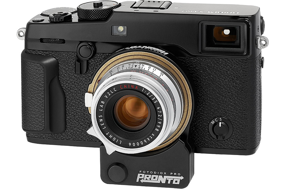 FUJIFILM X-E2 Mマウントアダプタ付（ヘリコイド付き） - デジタルカメラ