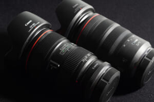 キヤノン大三元レンズ「24-70mm F2.8」のミラーレス用と一眼レフ用を