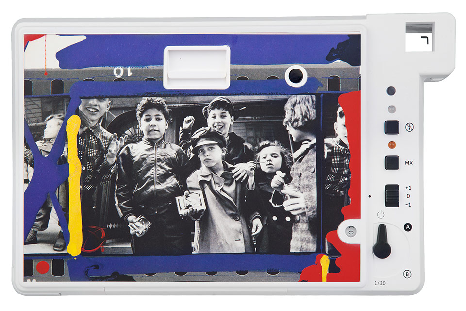 Lomo’Instant Wide Camera William Klein Edition