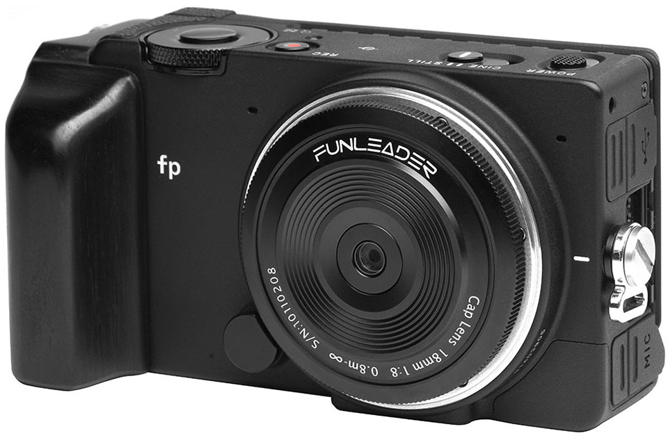 FUNLEADER CAPLENS 18mm f/8.0 フルサイズミラーレスカメラ用