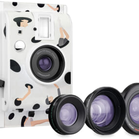 個性的な写真が楽しめるアタッチメントレンズ付きのポップなインスタントカメラ「Lomo’Instant Camera Gongkan Edition」
