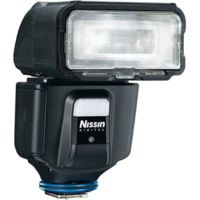 ミラーレスカメラのためのコンパクトな大光量マシンガンストロボ「MG60」ニコン用が1/18発売