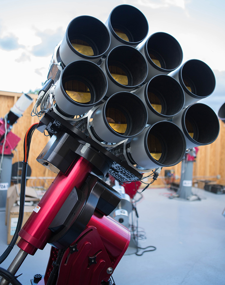 キヤノン望遠鏡アレイ