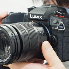 「LUMIX GH6」に触ってきた！ マイクロフォーサーズ新フラッグシップミラーレスを写真でレポート