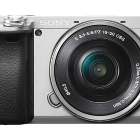 受注が停止されていたミラーレスカメラ「ソニー α6400」の注文受付再開