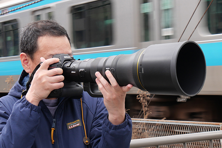 NIKKOR Z 800mm f/6.3 VR S 実写レビュー！ 手持ちで鉄道を超望遠撮影 | CAPA CAMERA WEB