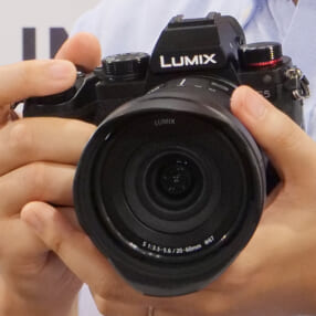 ミラーレスカメラ LUMIX S/Gシリーズ6機種の最新ファームウェア公開