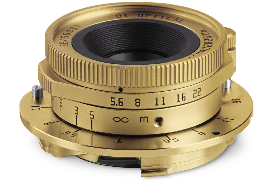 真鍮製のレトロな広角レンズ「TTArtisan 28mm f/5.6 Mマウント