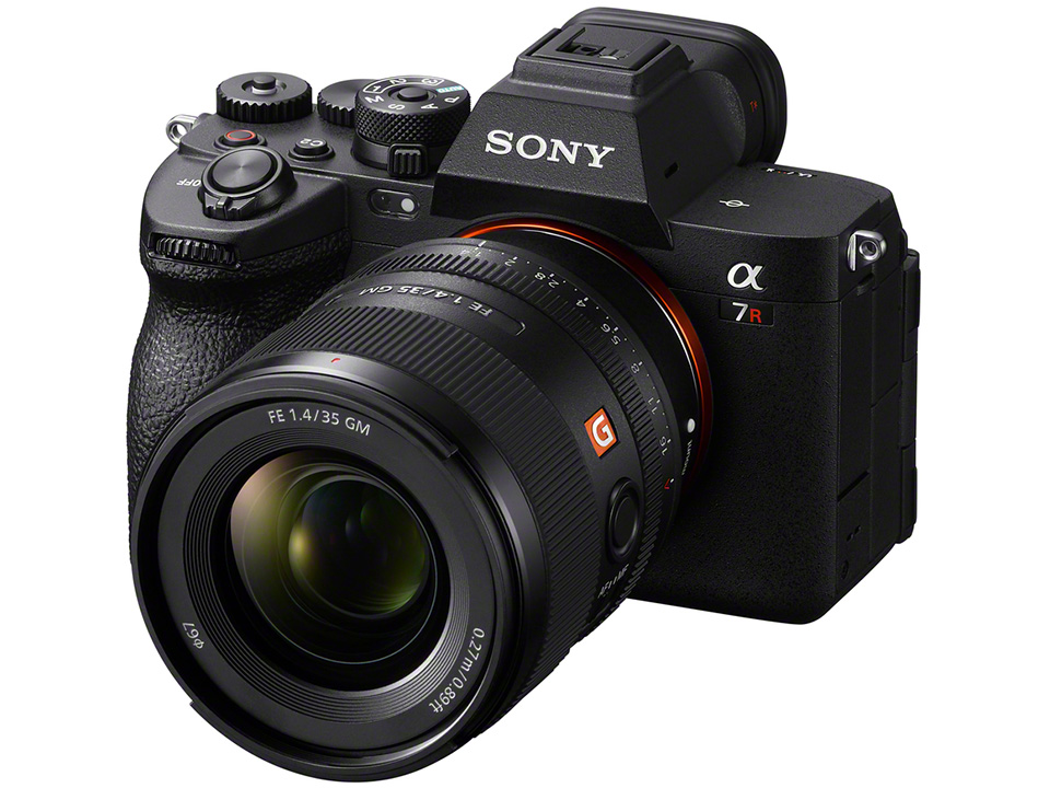 EISA ADVANCED FULL-FRAME CAMERA 2023-2024 : SONY α7R V