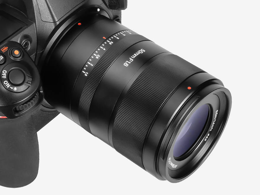 実売3万円台で買える開放F1.8のニコンZマウント標準レンズ「7Artisans