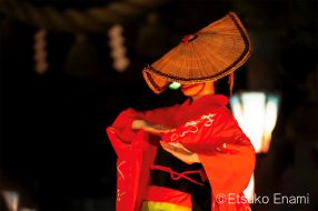 榎並悦子写真展「越中八尾 おわら風の盆」