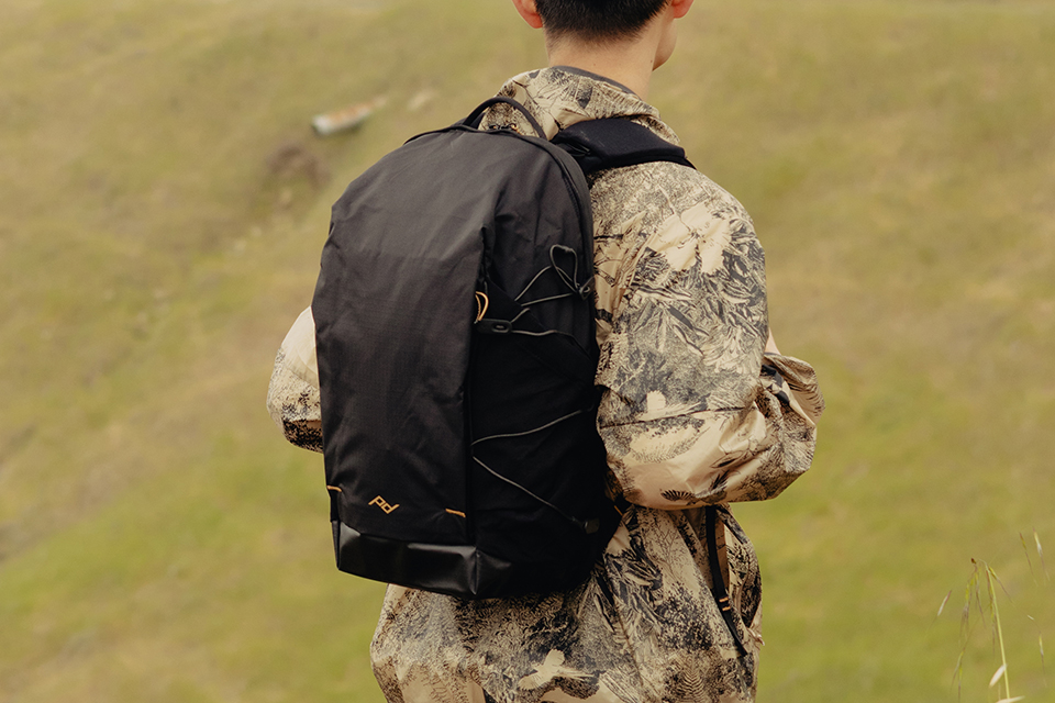 Peak Design アウトドア バックパック 18L