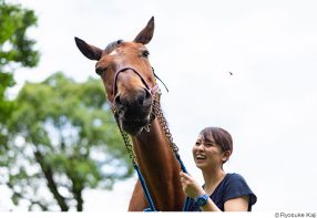 カジリョウスケ報道写真展「憧憬」