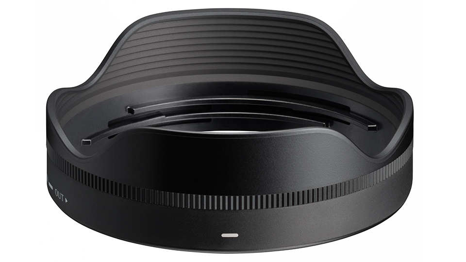 Sigma 12mm F1.4 DC | Contemporary