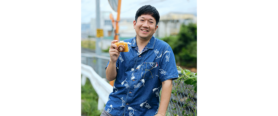 青山裕企