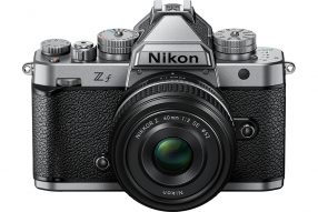 ニコン Zf シルバー