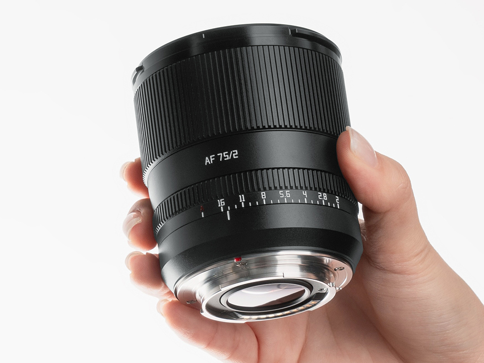 TTArtisan AF 75mm f/2