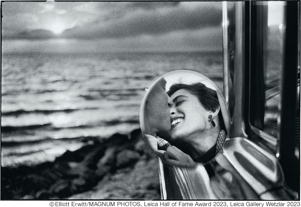 In Conversation: A Photographic Dialogue Between Elliott Erwitt and John Sypal