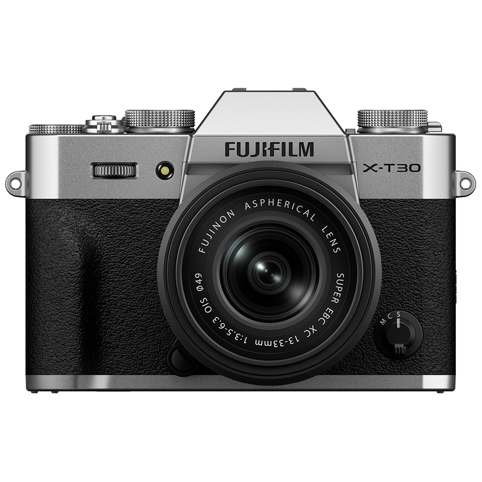 AFや操作性を強化したクラシカルな小型軽量ミラーレスカメラ「FUJIFILM