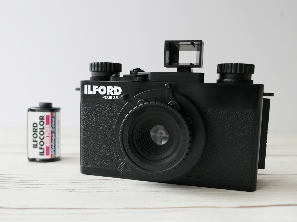 エモい写真が撮れる！ 操作が楽しい！ 5千円台のフィルムカメラ